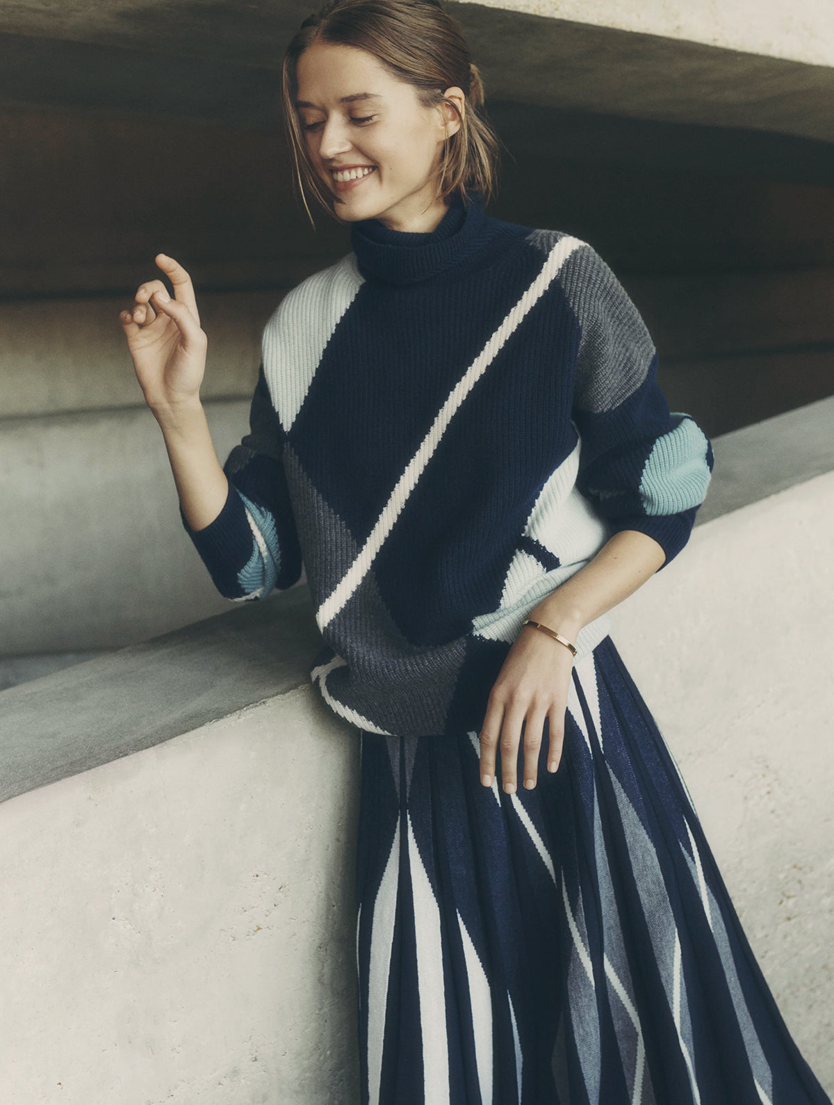 Bompard Pull Oversize Argyle Intarsia Cachemire Bleu marine